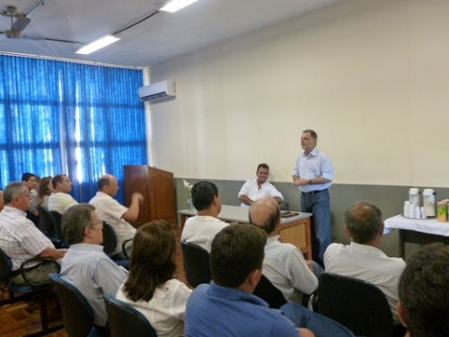 Deputado busca agiliar implantanção de conquistas em Teodoro Sampaio