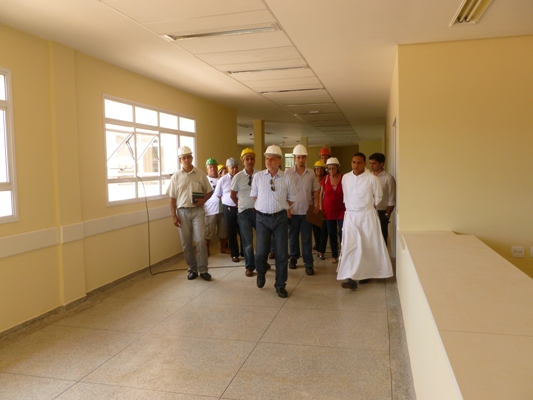 Bragato visita obras do Hospital Regional de Primavera