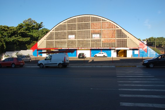 REFORMA E AMPLIAÇÃO DO GINÁSIO ESPORTIVO