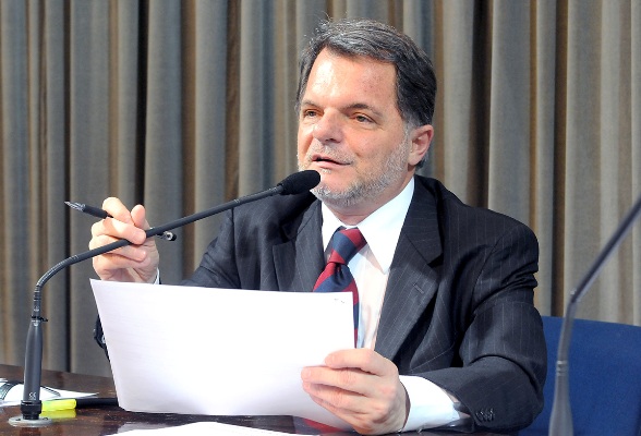 Recuperação da estrada Chavantes-Irapé