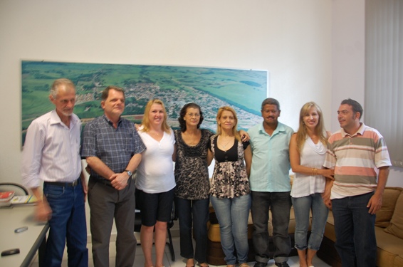 DEPUTADO VISITA INÚBIA PAULISTA