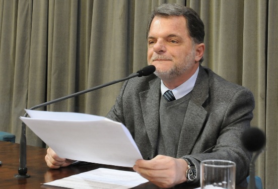 PAVIMENTAÇÃO DE VICINAIS: INVESTIMENTOS DE MAIS DE R$ 6 MILHÕES