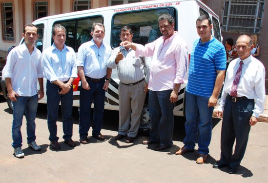 IEPÊ GANHA VAN PARA TRANSPORTE DE PACIENTES