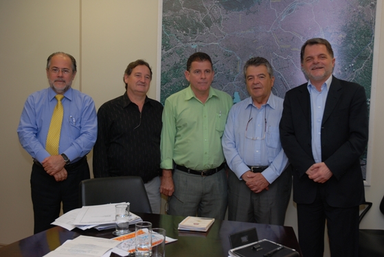 PAVIMENTAÇÃO DA ESTRADA VICINAL FLÓRIDA PTA-AMELIÓPOLIS
