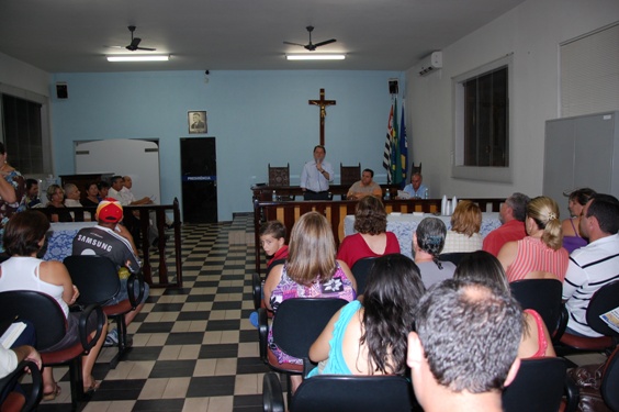 BRAGATO MOSTRA  TRABALHO EM  MARTINÓPOLIS