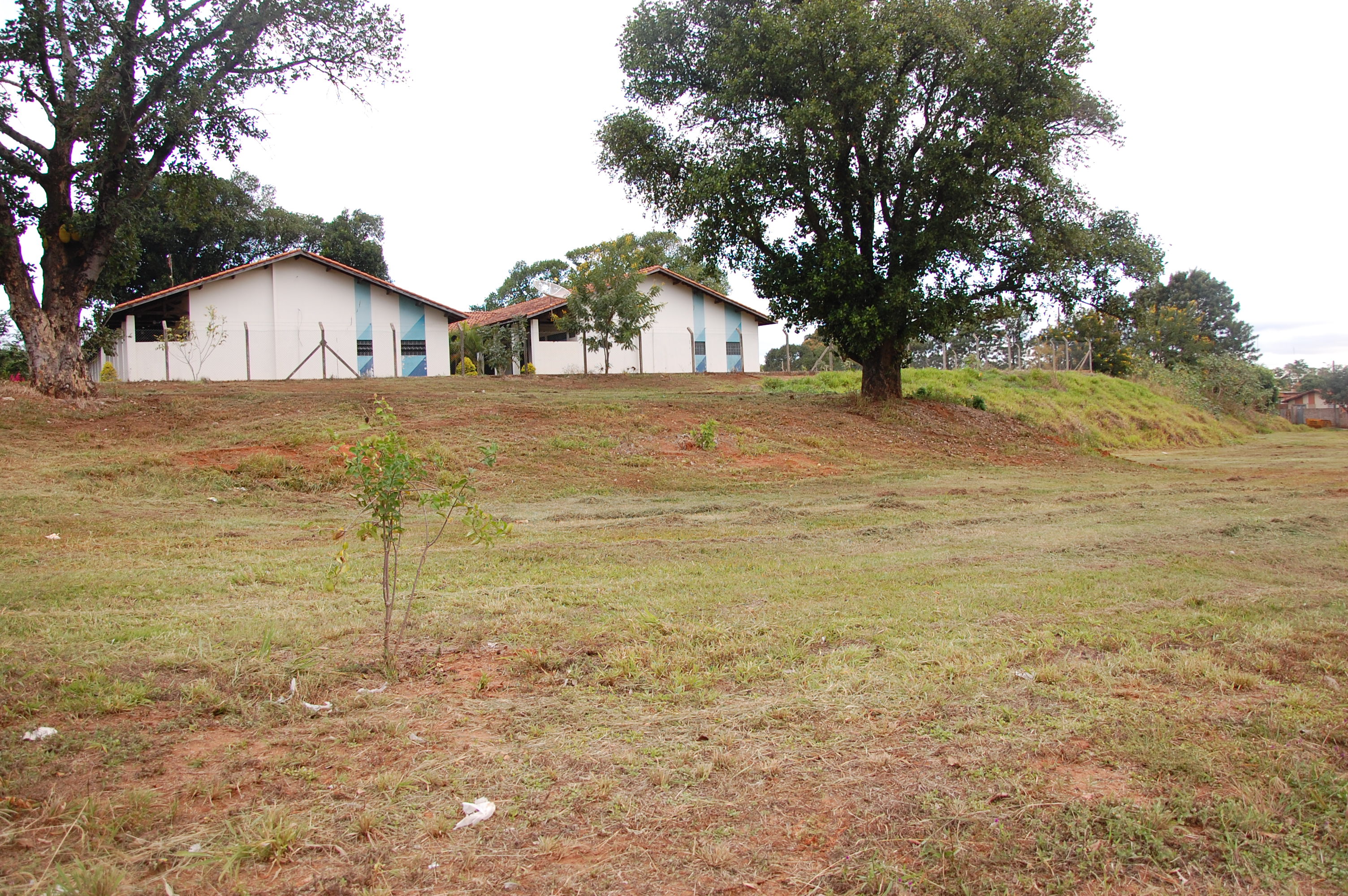 CONJUNTO MÁRIO COVAS  RECEBE CENTRO COMUNITÁRIO