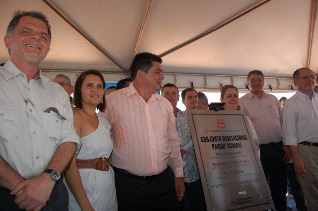 Monte Castelo: entrega de casas com Alckmin
