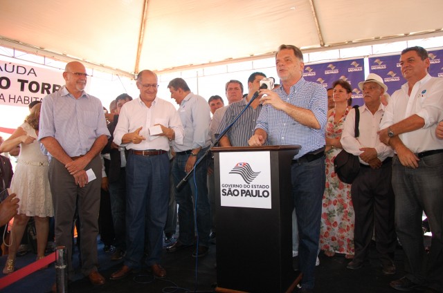 Inauguração de casas em Panorama e Andradina