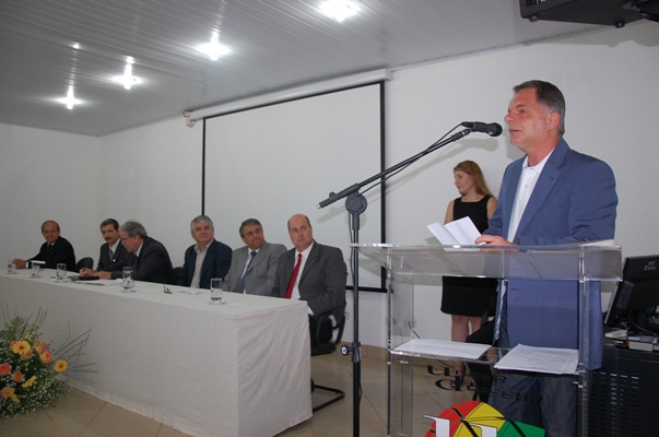 Bragato participa de inaugura??es na Unesp de Dracena