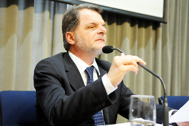 Verba do deputado Mauro Bragato para Santas Casas e entidades filantr?picas