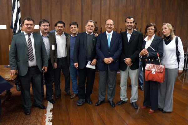 Trabalho do deputado Bragato por mais casas para o Oeste Paulista