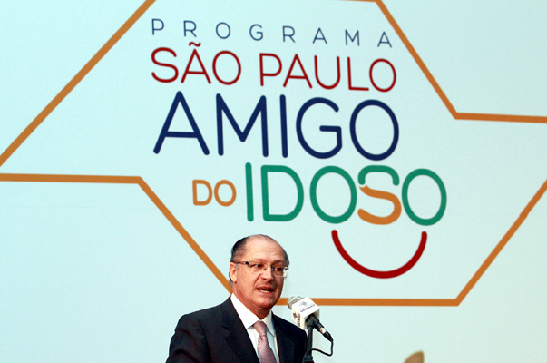 Governo lan?a programa pioneiro de aten??o ao idoso