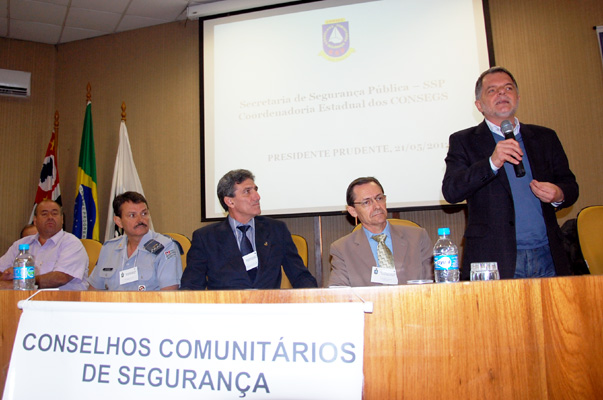 Bragato participa de encontro regional dos  Consegs