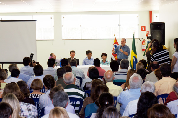 Estado e FAMESP assinam contrato para gerenciamento do AME em Ourinhos