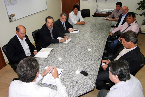 Deputado Bragato anuncia mais verba para a Habita??o