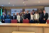 Deputado Mauro Bragato organiza encontro com prefeitos de municípios do Oeste Paulista com secretário estadual de Habitação para buscar mais moradias populares