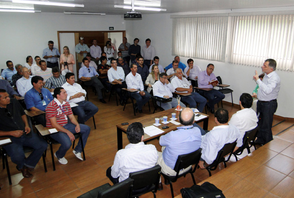 Em reuni?o no Civap, regi?o de Assis apresenta demandas ? Codasp