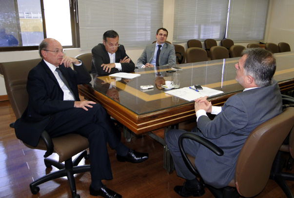 Secretaria da Sa?de avalia problemas no Hospital Regional de Prudente