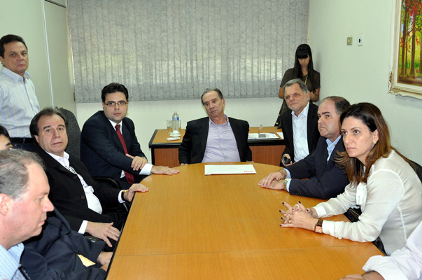 UEPP, de Prudente, solicita apoio do senador Aloysio por ferrovia e tecnologia
