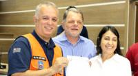 Deputado participa da assinatura de R$ 519 milh?es em conv?nios com prefeituras