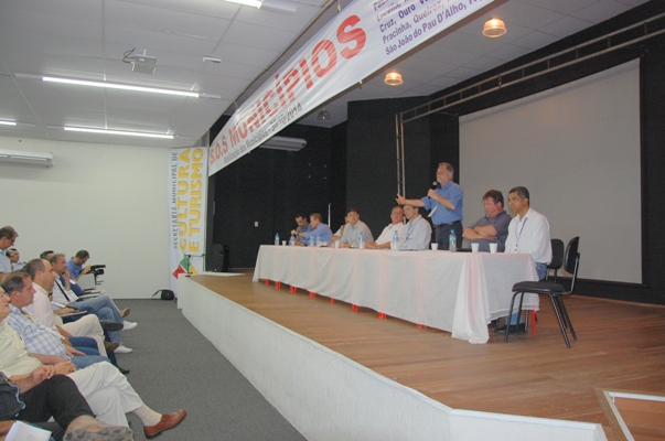 Bragato defende na Amnap,  mais recursos aos munic?pios
