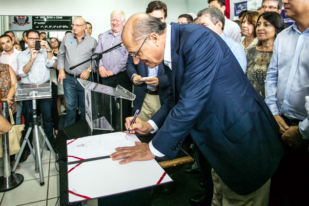 Tup?, Campos Novos e Paragua?u Paulista recebem recursos para turismo