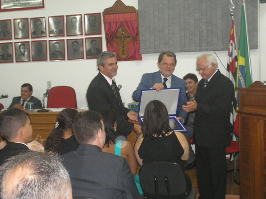 MAURO BRAGATO ? HOMENAGEADO EM GUARA?AI