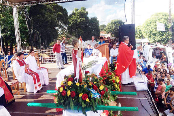Deputado Bragato participa das festividades de Santo Expedito