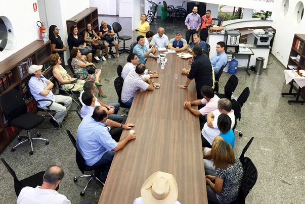 Reuni?o regional do PSDB, em Santa Cruz do Rio Pardo