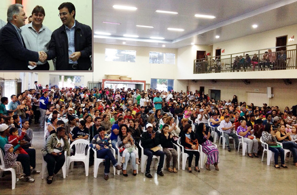 Bragato participa do sorteio de 106 casas no munic?pio de Anhumas