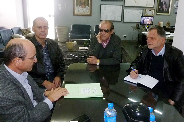 Constru??o de marginais na SP-425 em Presidente Prudente