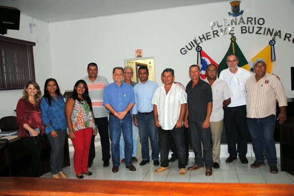 Encontro com lideran?as e reivindica??es para Flora Rica