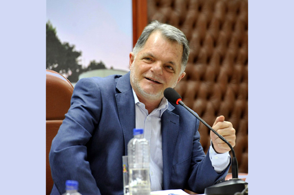 Deputado pede que governo federal mantenha repasse de recursos ao ?Sistema S?