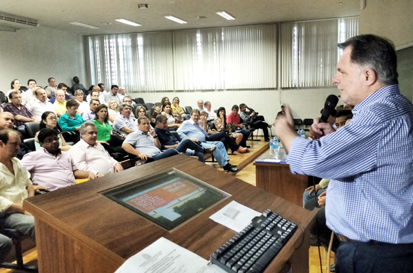 Programa Vivaleite ? renovado com 54 munic?pios da regi?o de Prudente
