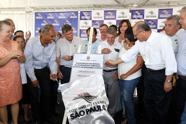 Caiabu recebe sistema de esgotos em distrito local