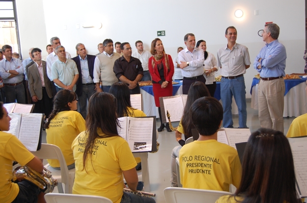 Secret?rio da Cultura se re?ne com prefeitos em P. Prudente
