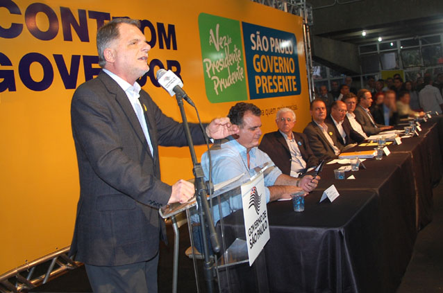 Deputado defende em encontro a gera??o de  emprego e renda