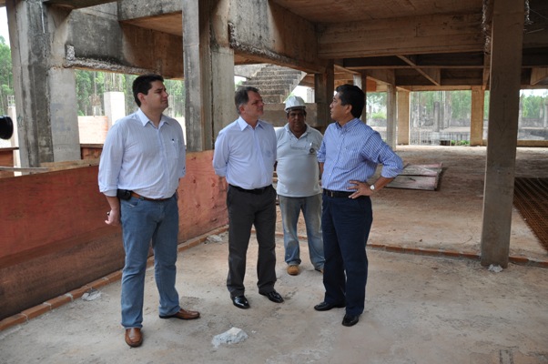 BRAGATO  VISITA OBRAS EM OURINHOS