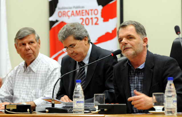 Or?amento do Estado para 2012 ? discutido em Franca e Ribeir?o Preto