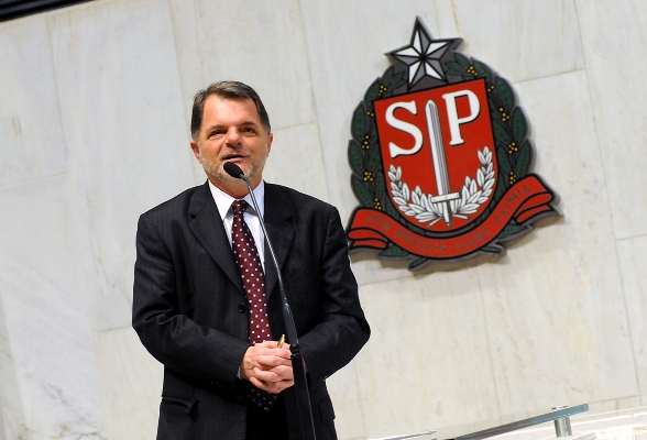 Aprovado reajuste de sal?rios da pol?cia e de agentes penitenci?rios