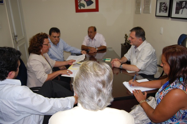 BRAGATO AUXILIA NO CREDENCIAMENTO DE SANTAS CASAS NO IAMSPE
